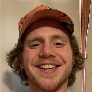 Meet your Posher, Joshua